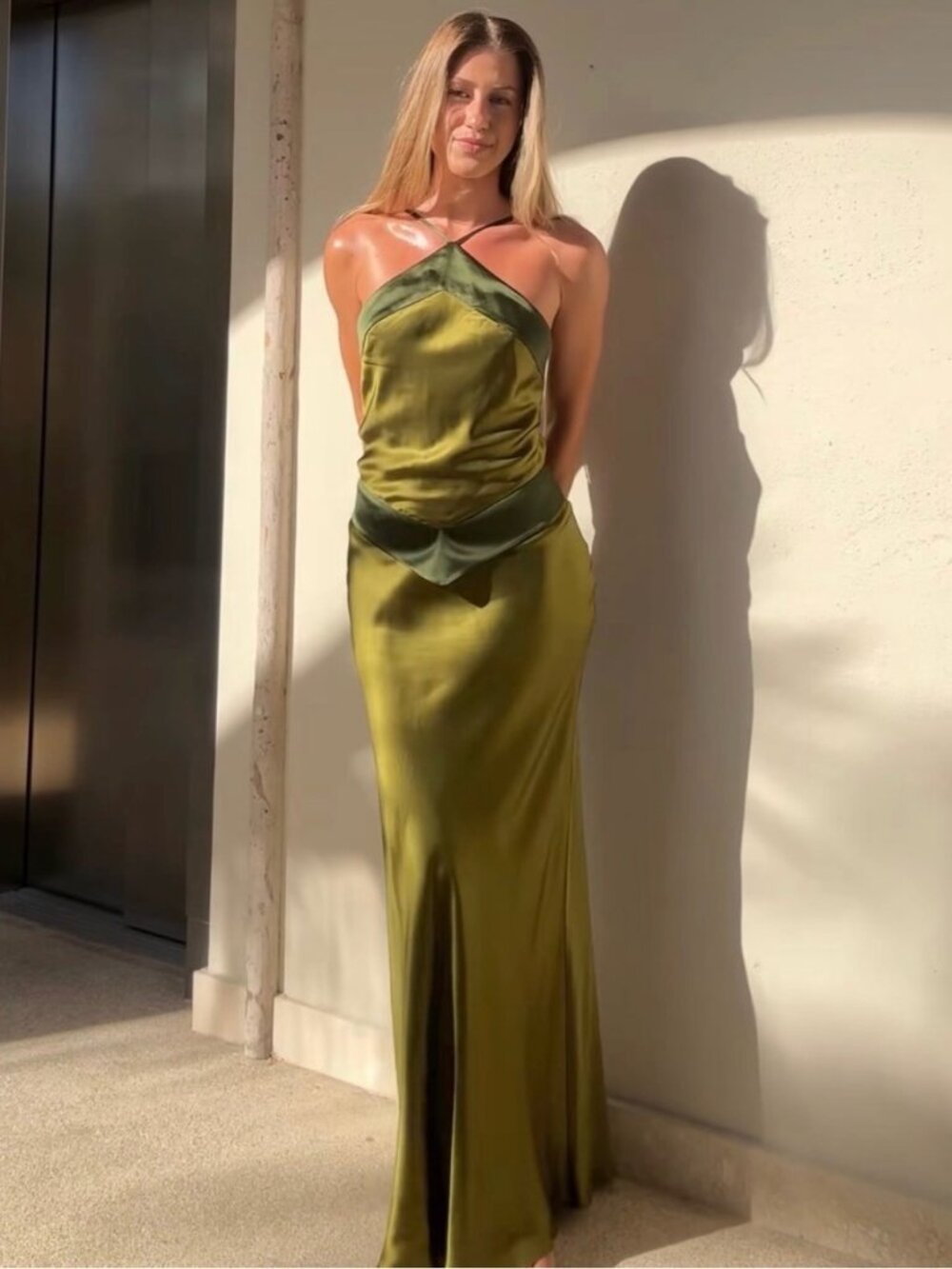 REFORMATION Jillian Silk Dress in Pear 2 - Picture 2 of 11